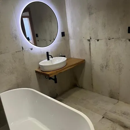 Brezy Apartment *